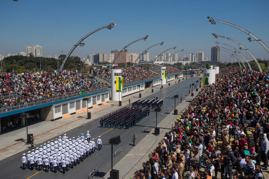 Desfile Cívico-Militar em comemoração aos 201 anos da Independência acontece no Sambódromo do Anhembi