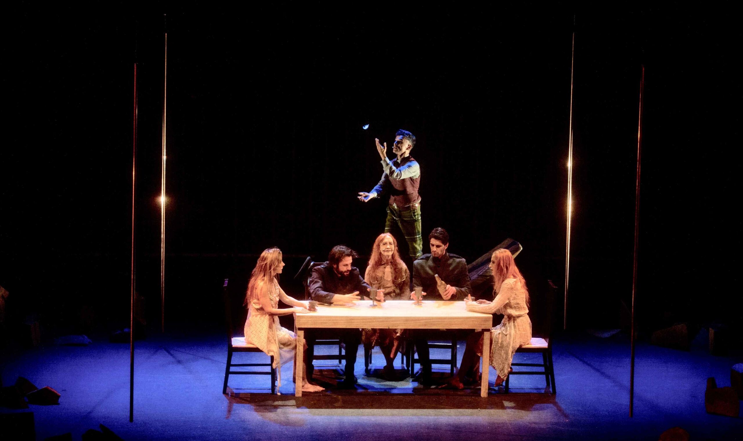 Espetáculo “Tchekhov é um Cogumelo”, do Estúdio Lusco-Fusco, é exibida online em outubro