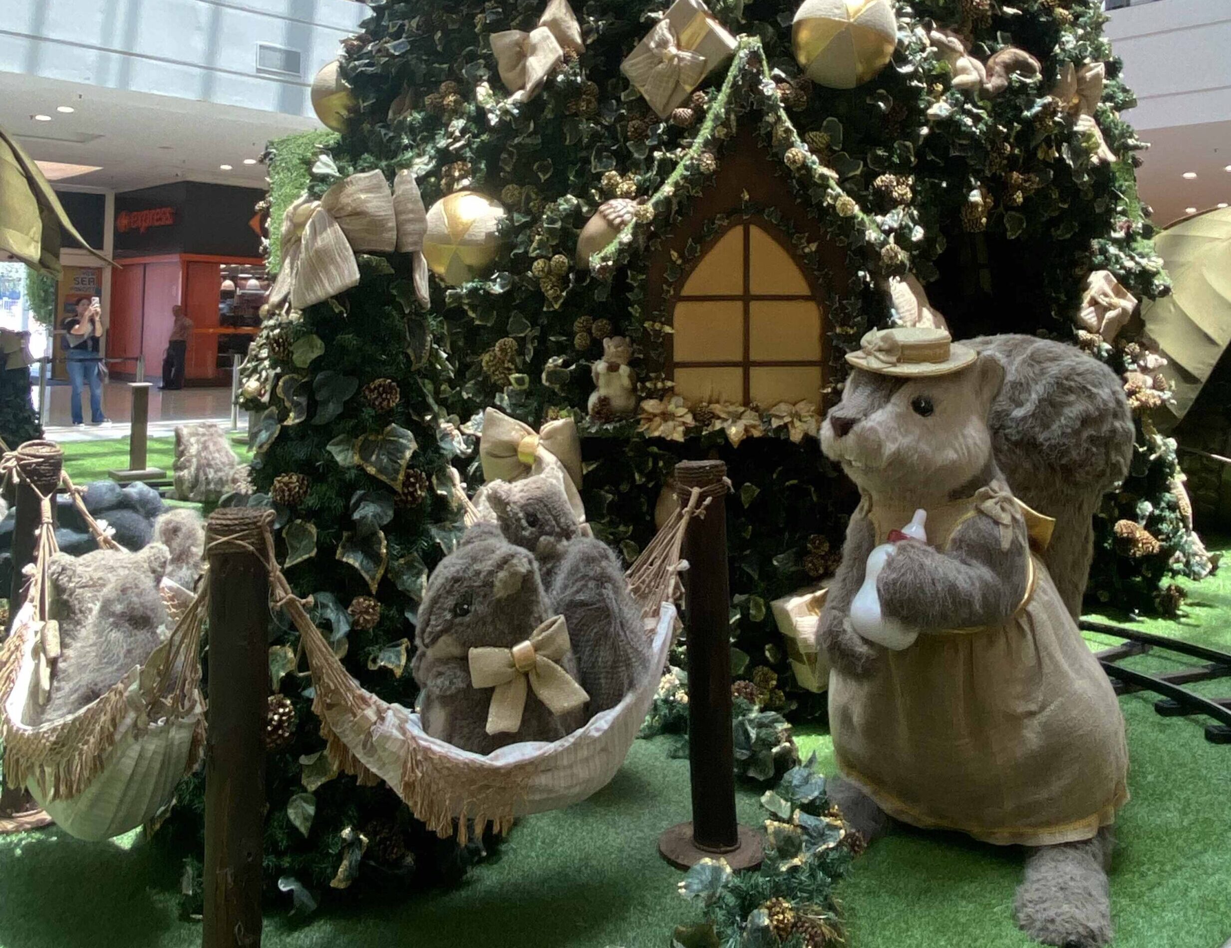 Santana Parque Shopping abre as portas para o Natal Mágico dos Esquilos