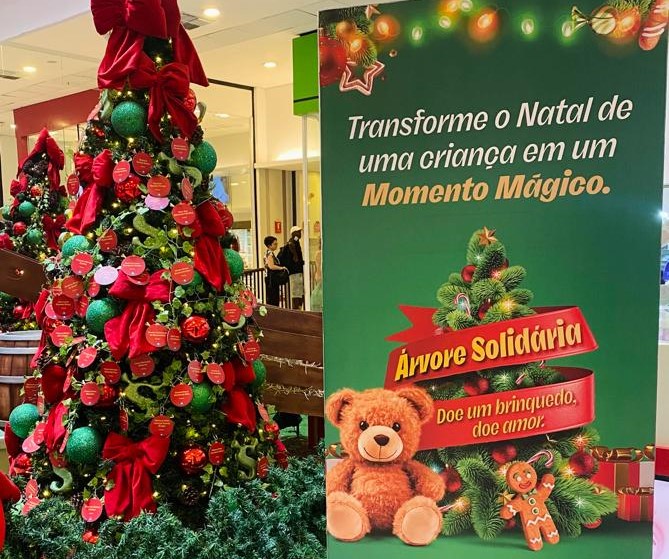 Shopping Metrô Tucuruvi convida o público à fazer o bem neste fim de ano com a Árvore Solidária