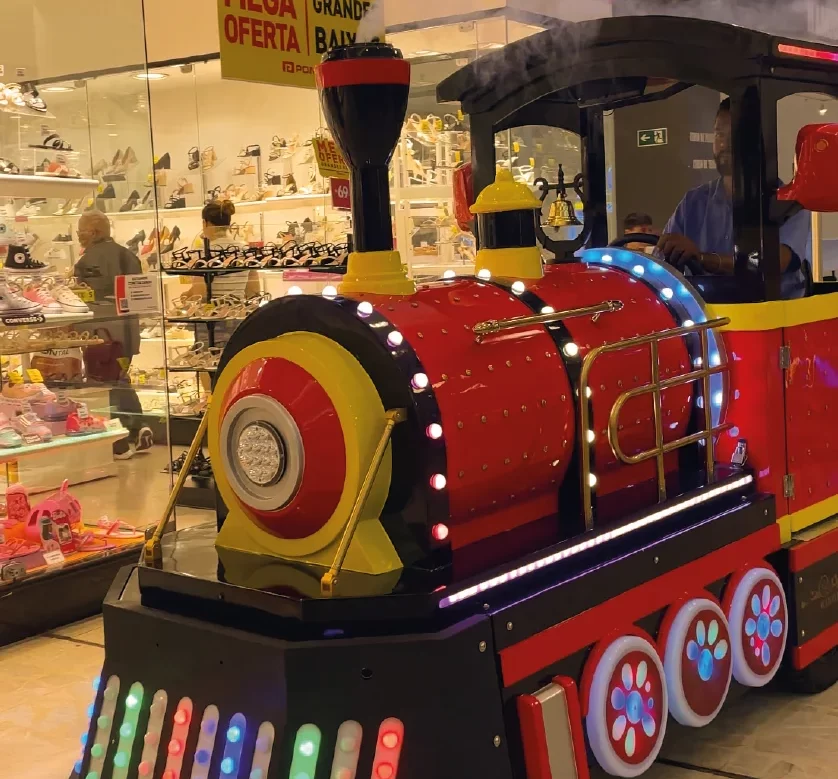 T-Rex Train traz diversão e alegria para pais e filhos no Shopping