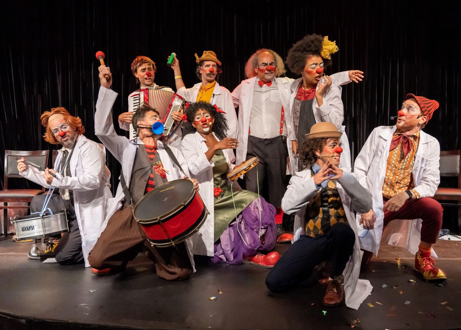 Doutores da Alegria apresenta o espetáculo “Junta Besteirológica” em O Mundo do Circo SP