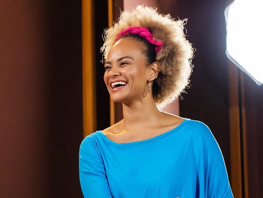 Luciana Mello estreia o show “Casa da Lu” com roda de samba especial no Galpão Zona Norte