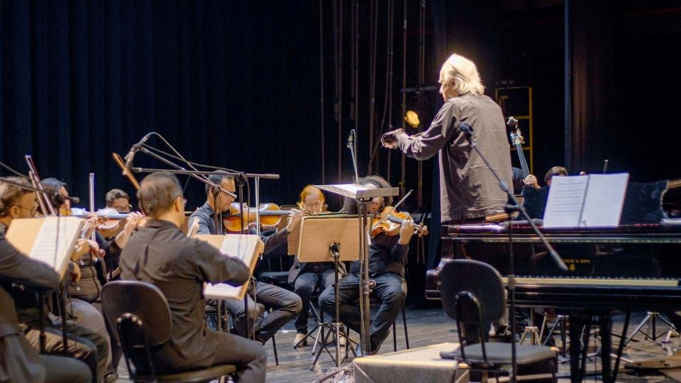 João Carlos Martins faz concerto gratuito no Teatro Alfredo Mesquita