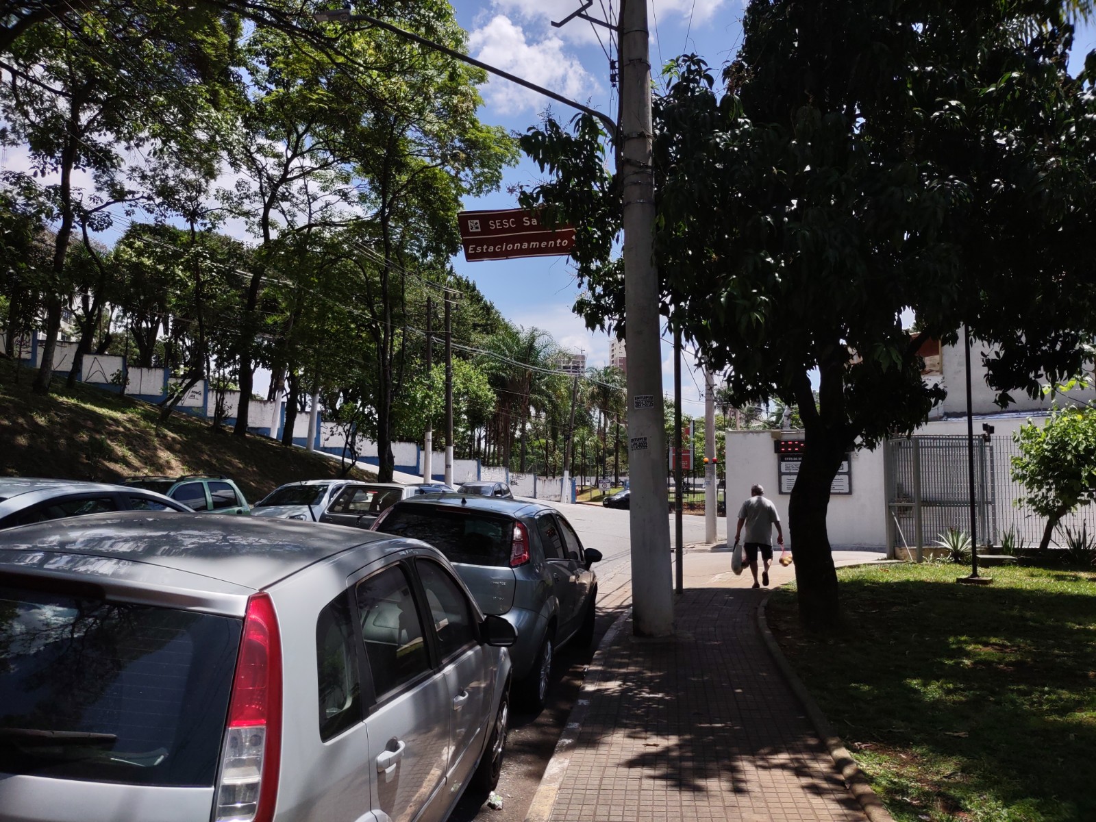 Caminhada sensorial propõe reflexão sobre acessibilidade urbana no Sesc Santana