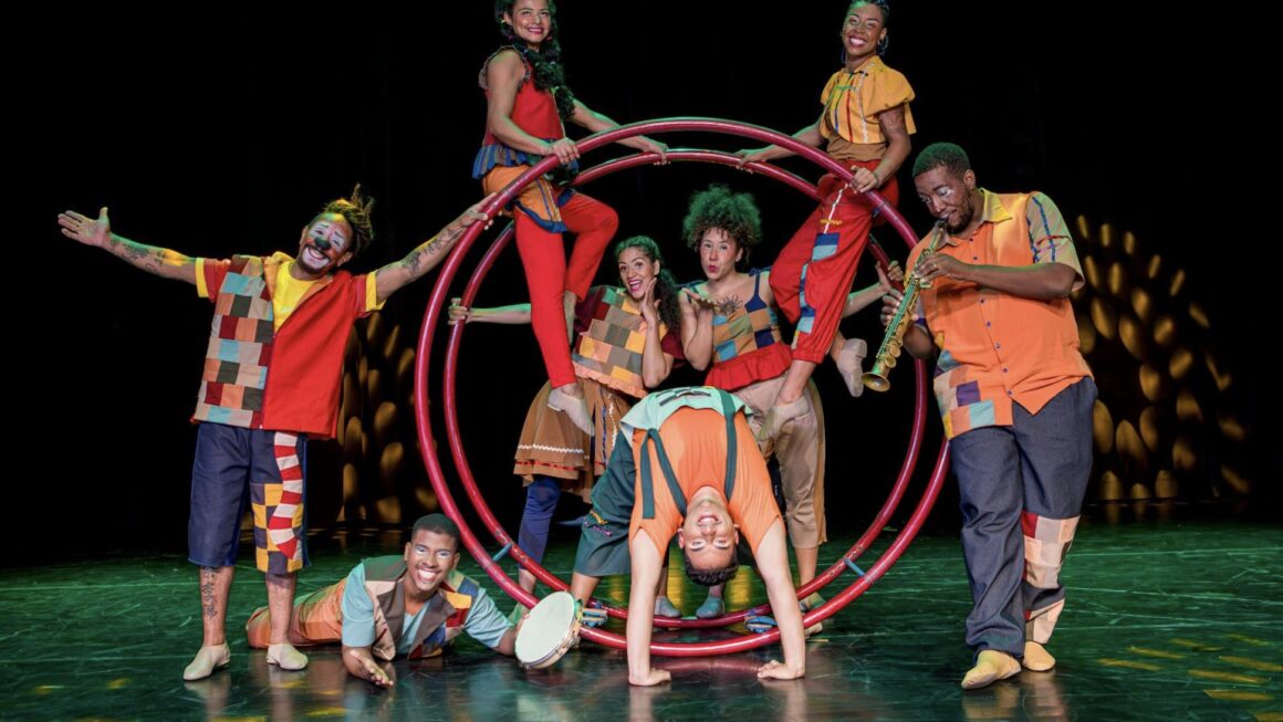 Espetáculo “A Magia do Natal” está em cartaz no Mundo do Circo SP com programação gratuita até 21 de dezembro