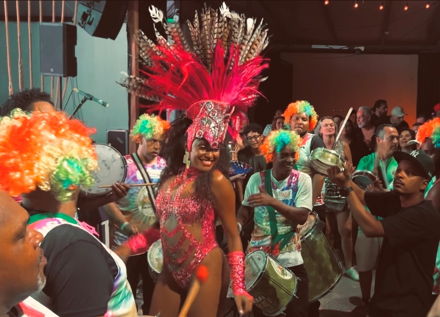 Grito de Carnaval do Esperia une as marchinhas tradicionais e novos ritmos
