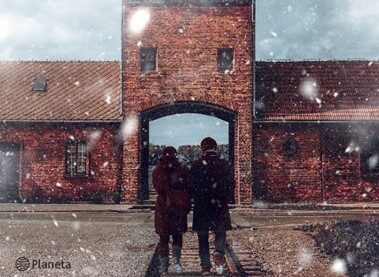 A história real de um amor impossível que desafiou Auschwitz