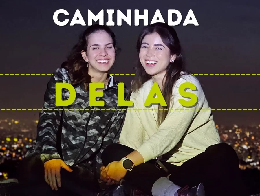 Mulheres em caminhada noturna na Serra da Cantareira na Zona Norte de São Paulo