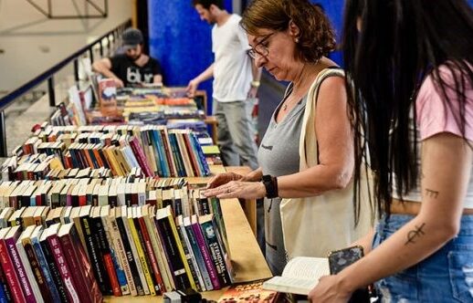 Feira de troca de livros no Sesc Santana aos domingos