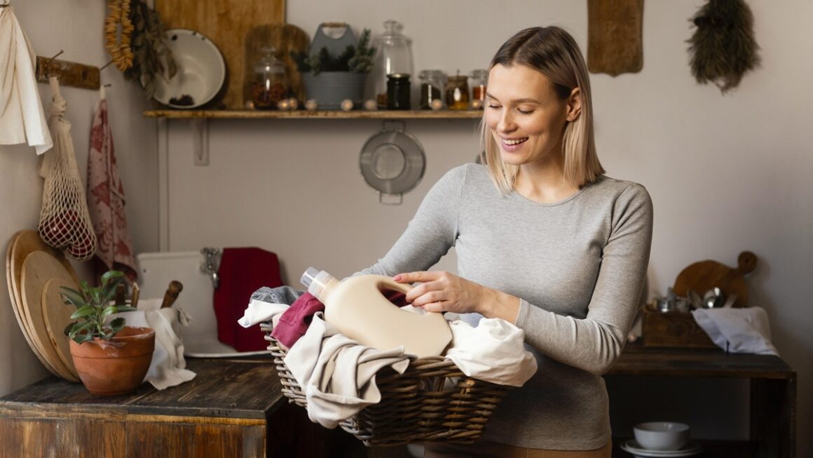 Mofo no outono: como proteger as roupas antes que manchas e mau cheiro apareçam