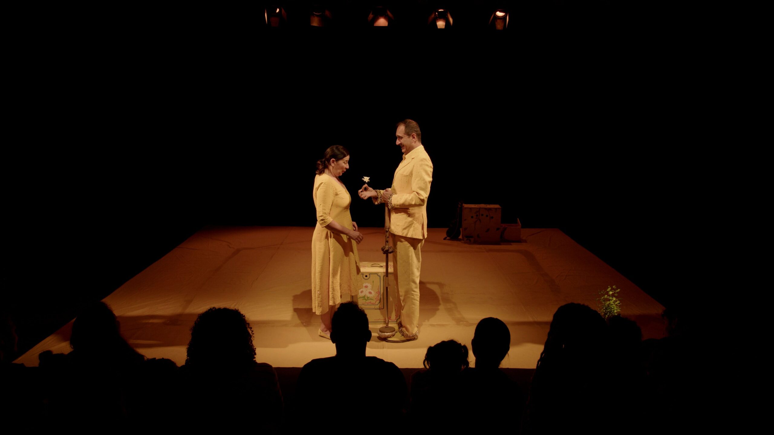 Espetáculo infantil A Casa que Espera em cartaz no Sesc Santana em São Paulo