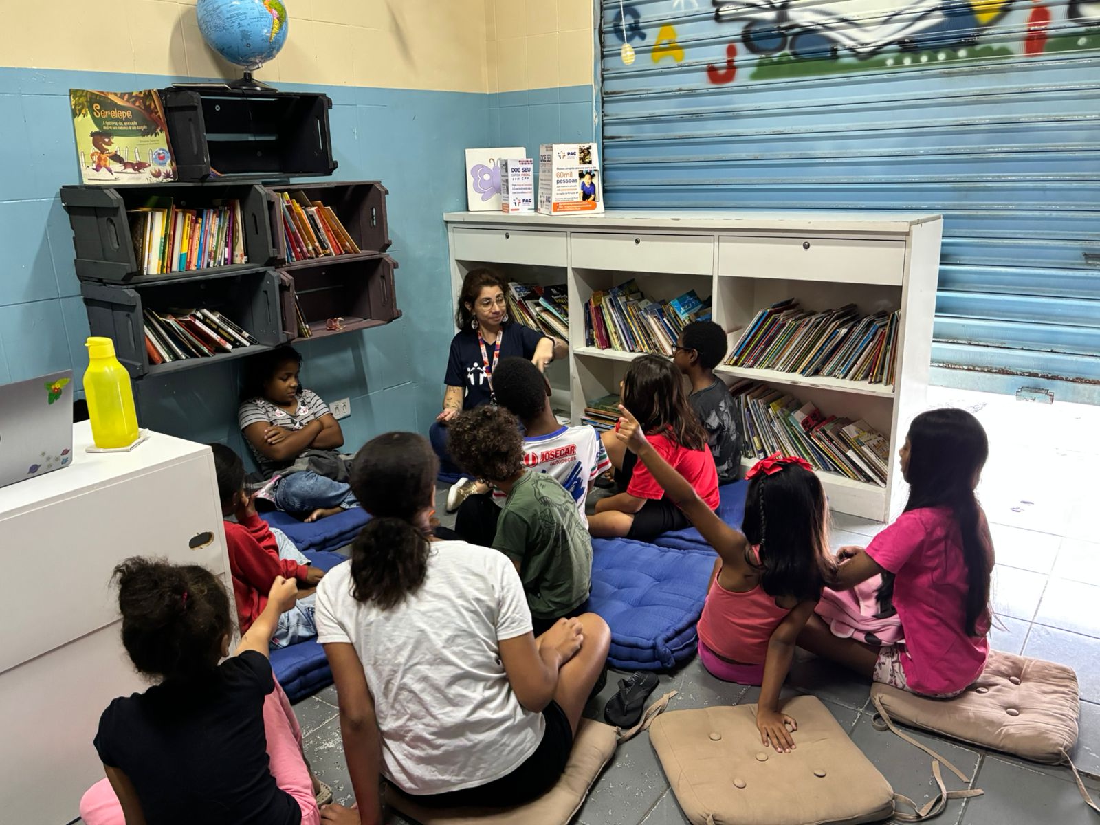 Biblioteca do Zeca em Pirituba atendendo crianças na Zona Norte de São Paulo