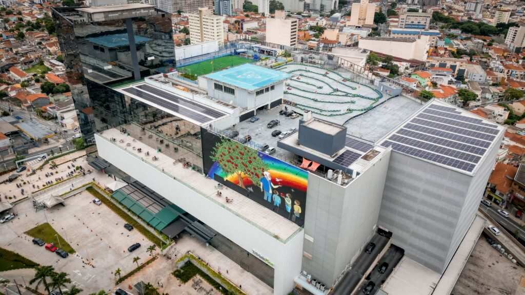 Grupo Pagode Restaura se apresenta no terraço do Shopping TriMais Places no Tucuruvi