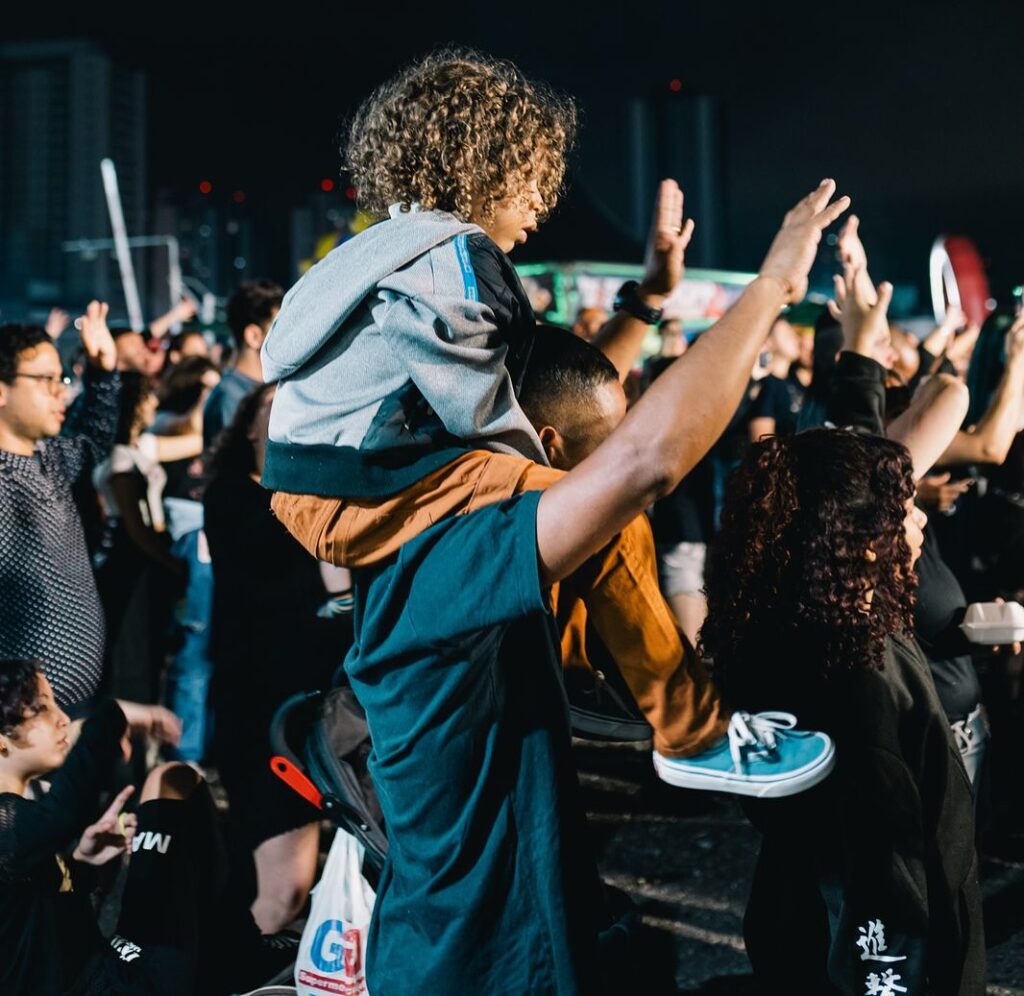 Público no Torresmofest no Cantareira Norte Shopping em São Paulo