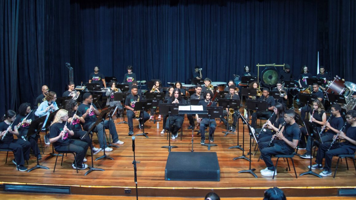 Banda Sinfônica Juvenil do GURI faz concerto gratuito na Brasilândia
