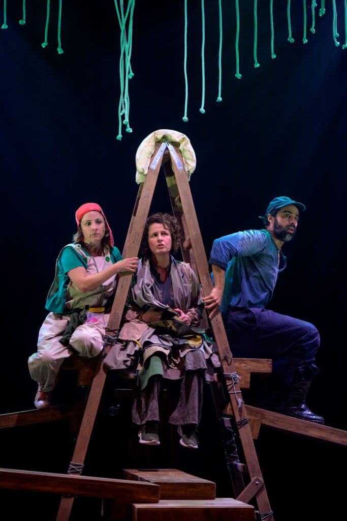 Correnteza Teatro Alfredo Mesquita Na Zona Norte