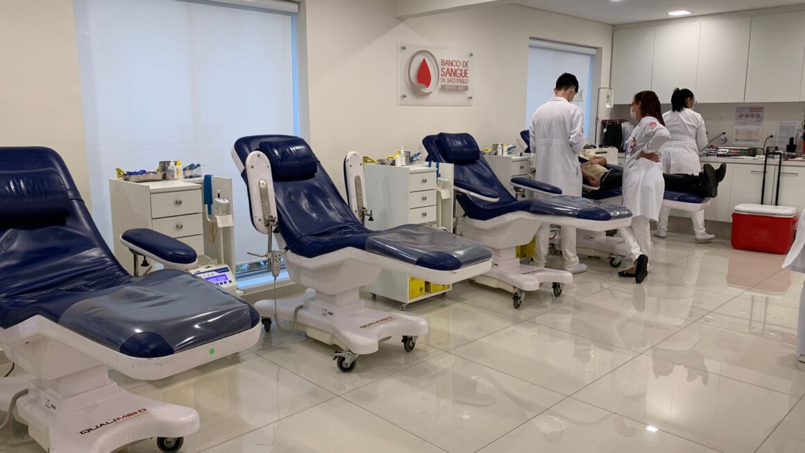 Mulheres participam de campanha de doação de sangue do GSH Banco de Sangue em São Paulo no Dia das Mães