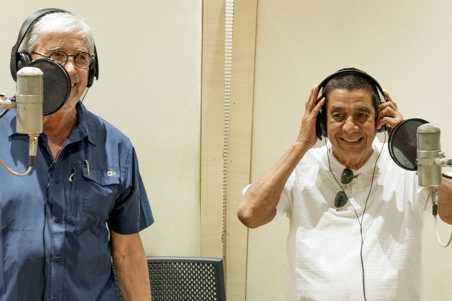 Ivan Lins e Zeca Pagodinho durante lançamento do single Diplomação