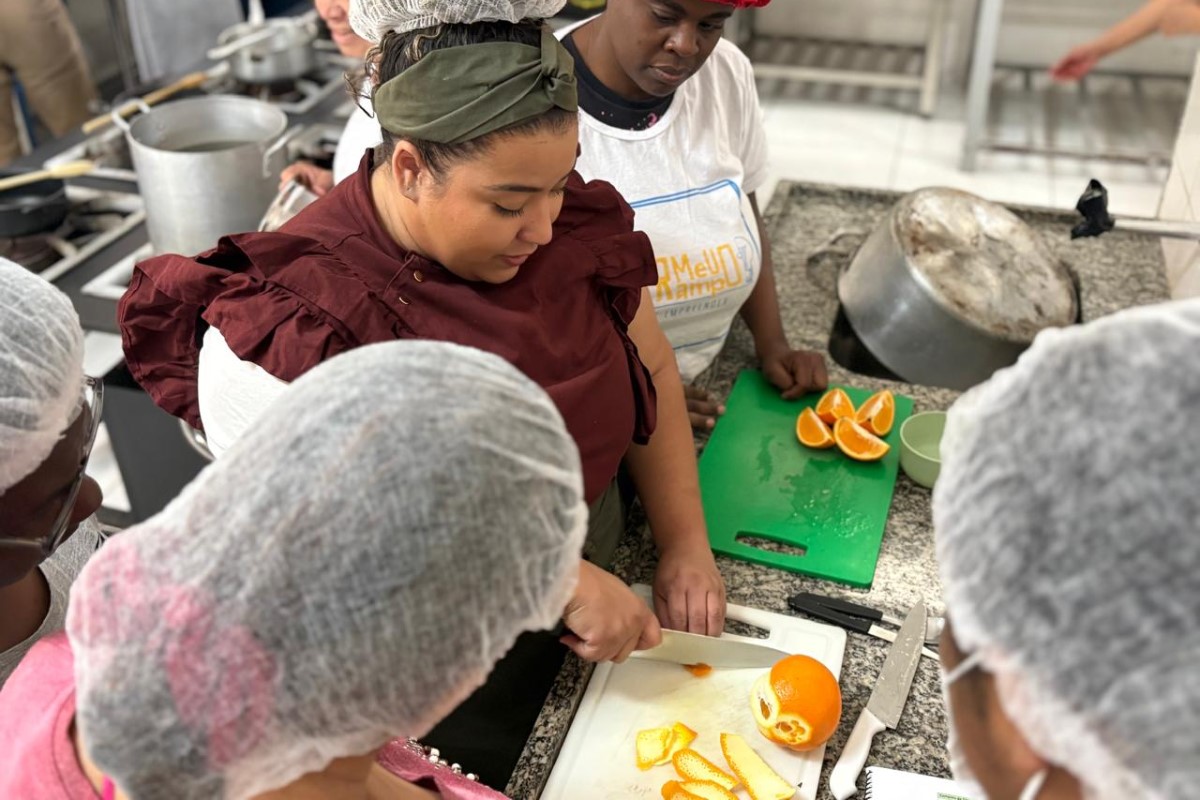 Oficina gratuita no CRESAN Vila Maria ensina reaproveitamento de cascas de frutas