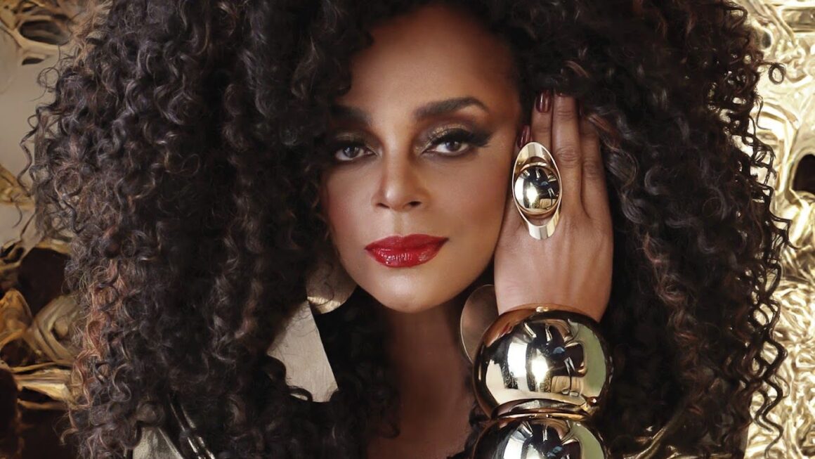 Paula Lima lança “D’Ouro Brilhante” e inicia nova fase ao lado de Seu Jorge