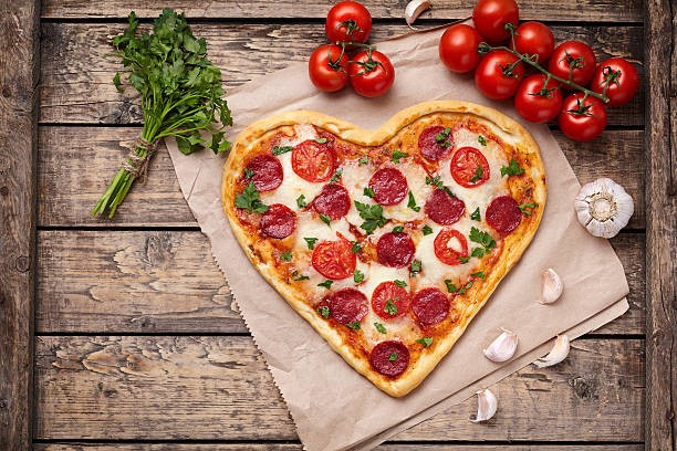 Dia da Pizza: aprenda receita fácil e econômica para preparar em casa