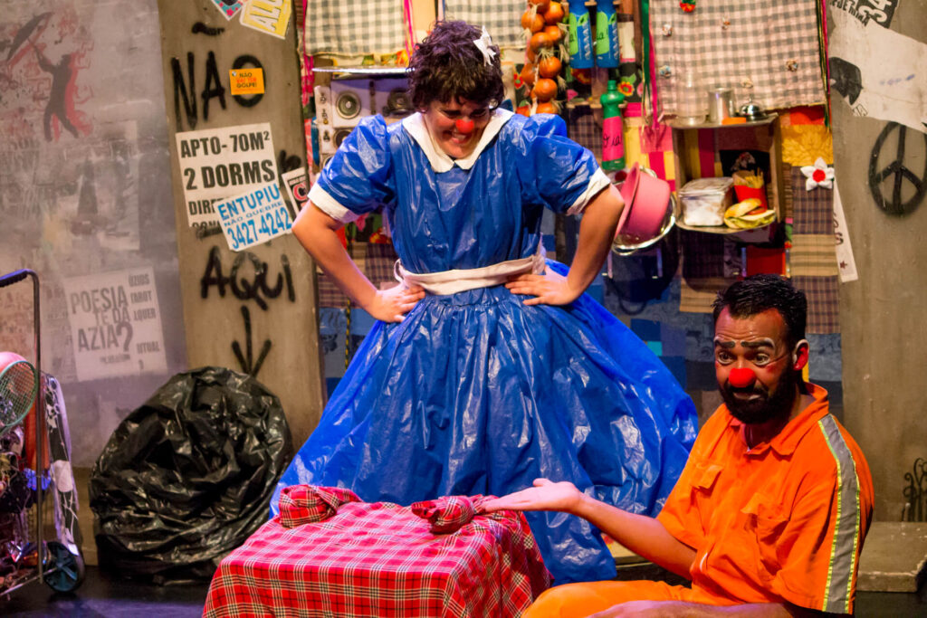 Teatro Alfredo Mesquita recebe espetáculo gratuito “Refugo Urbano” neste fim de semana em Santana