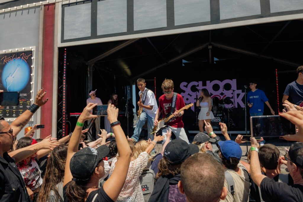 Tietê Plaza celebra o Mês do Rock com shows, guitarras históricas e atrações gratuitas
