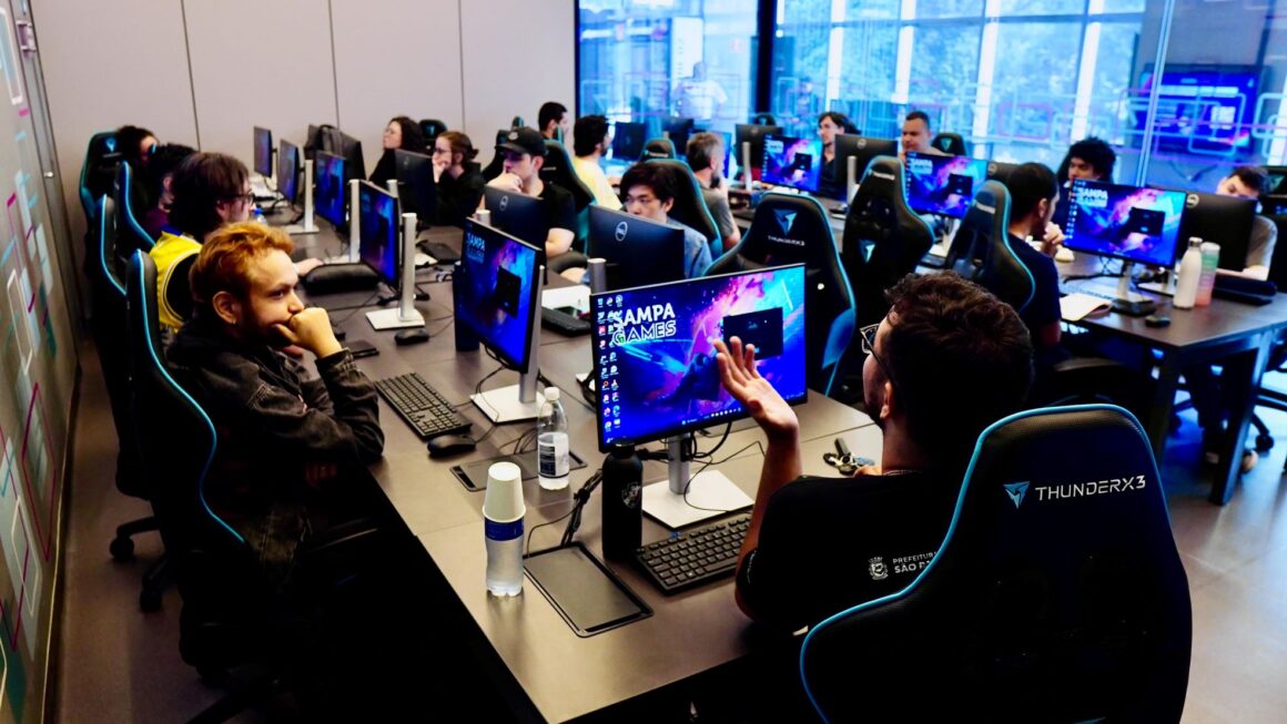Curso gratuito de Desenvolvedor de Games abre últimas vagas de 2026 em São Paulo