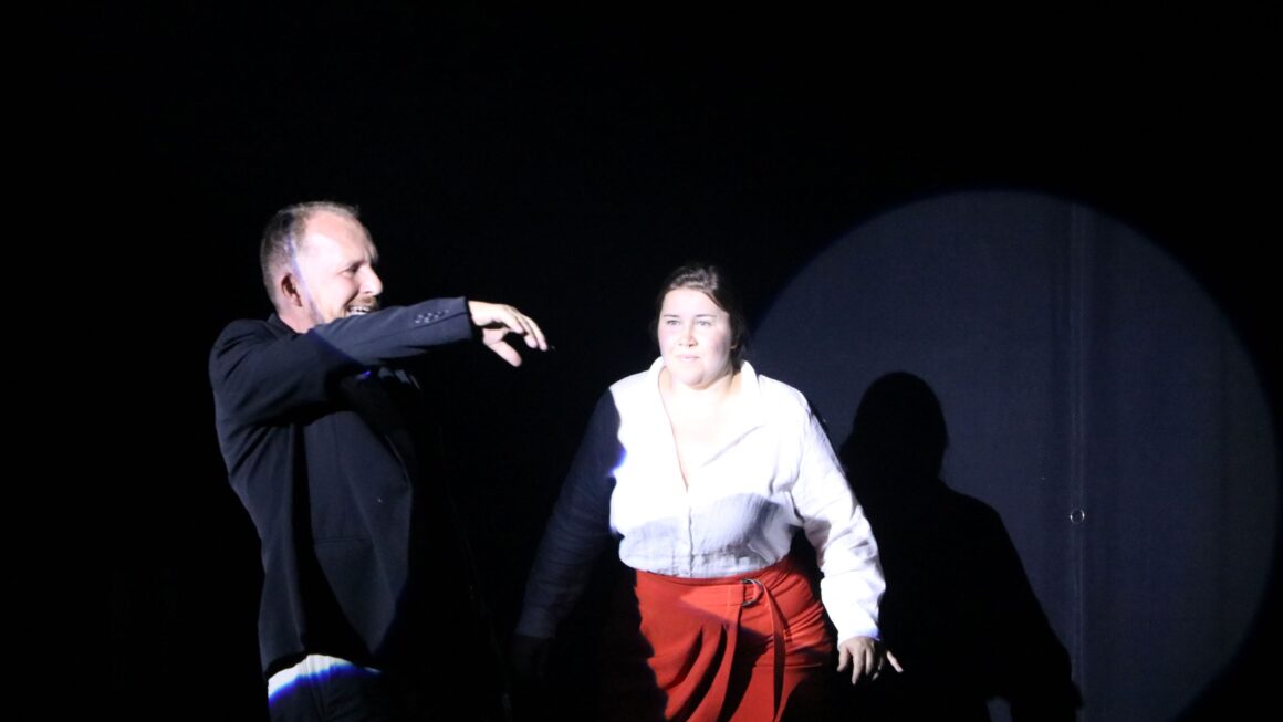 Teatro em Santana recebe thriller cômico com temporada popular