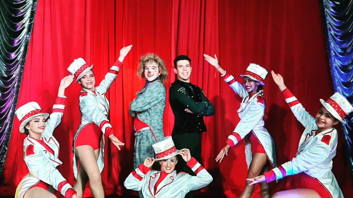 O Mundo do Circo SP recebe espetáculos gratuitos com Parlapatões e Circo di Mônaco