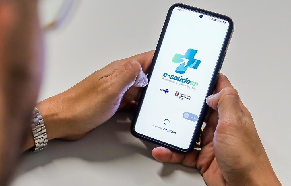 Saúde Digital SP amplia acesso a teleconsultas 24h em SP