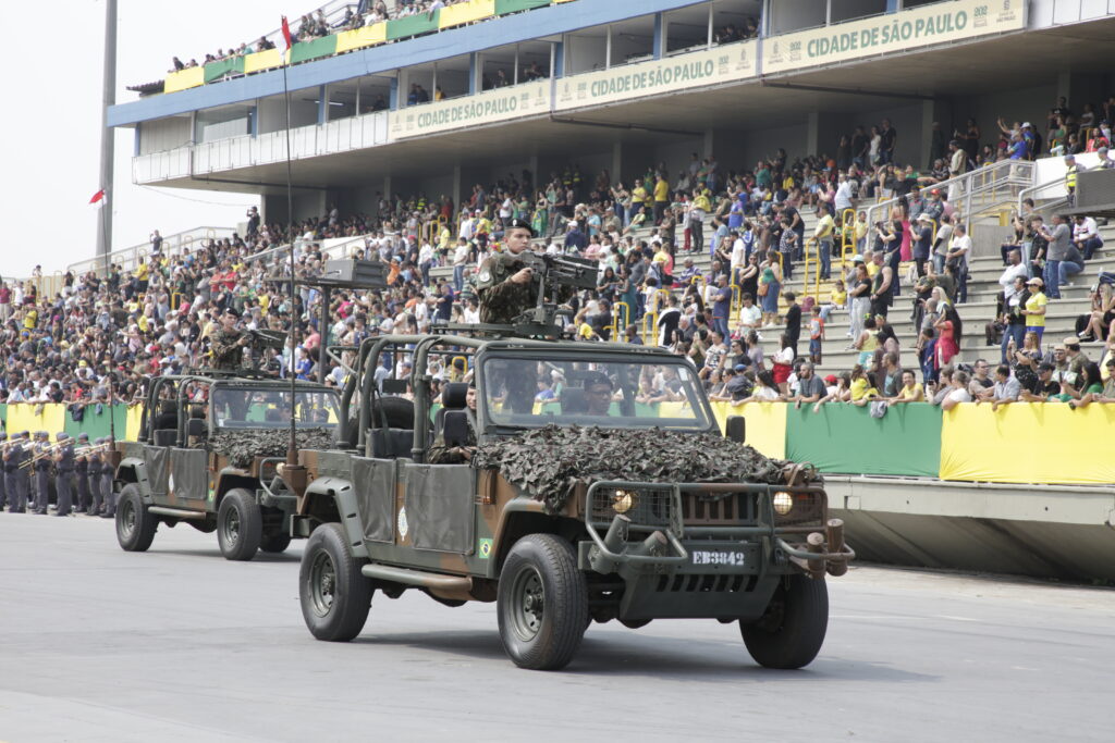 Desfile Cívico-Militar de 7 de Setembro no Sambódromo do Anhembi, na Zona Norte de São Paulo