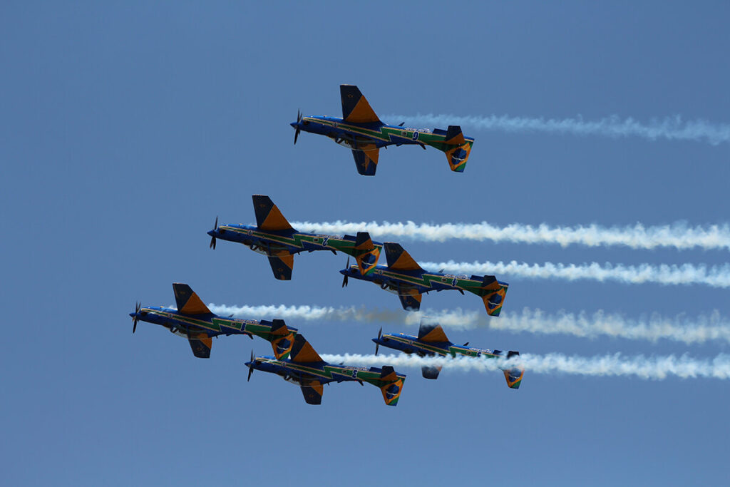 O Domingo Aéreo 2026 terá exposição de aeronaves e demonstrações aéreas no Campo de Marte.