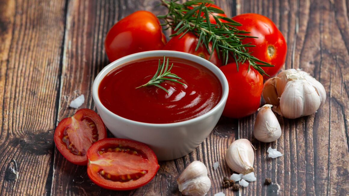 Molho pronto ou artesanal? 6 dicas para deixar o preparo mais saboroso