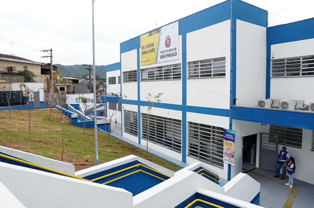 Prefeitura Presente Ubs Joana Darc Jacana Universo Zn