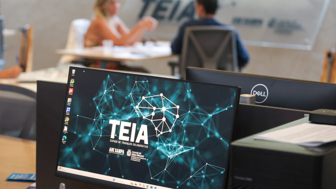 Curso Sampa Empreende oferece capacitação gratuita para microempreendedores na TEIA Cachoeirinha e em outras unidades de São Paulo.