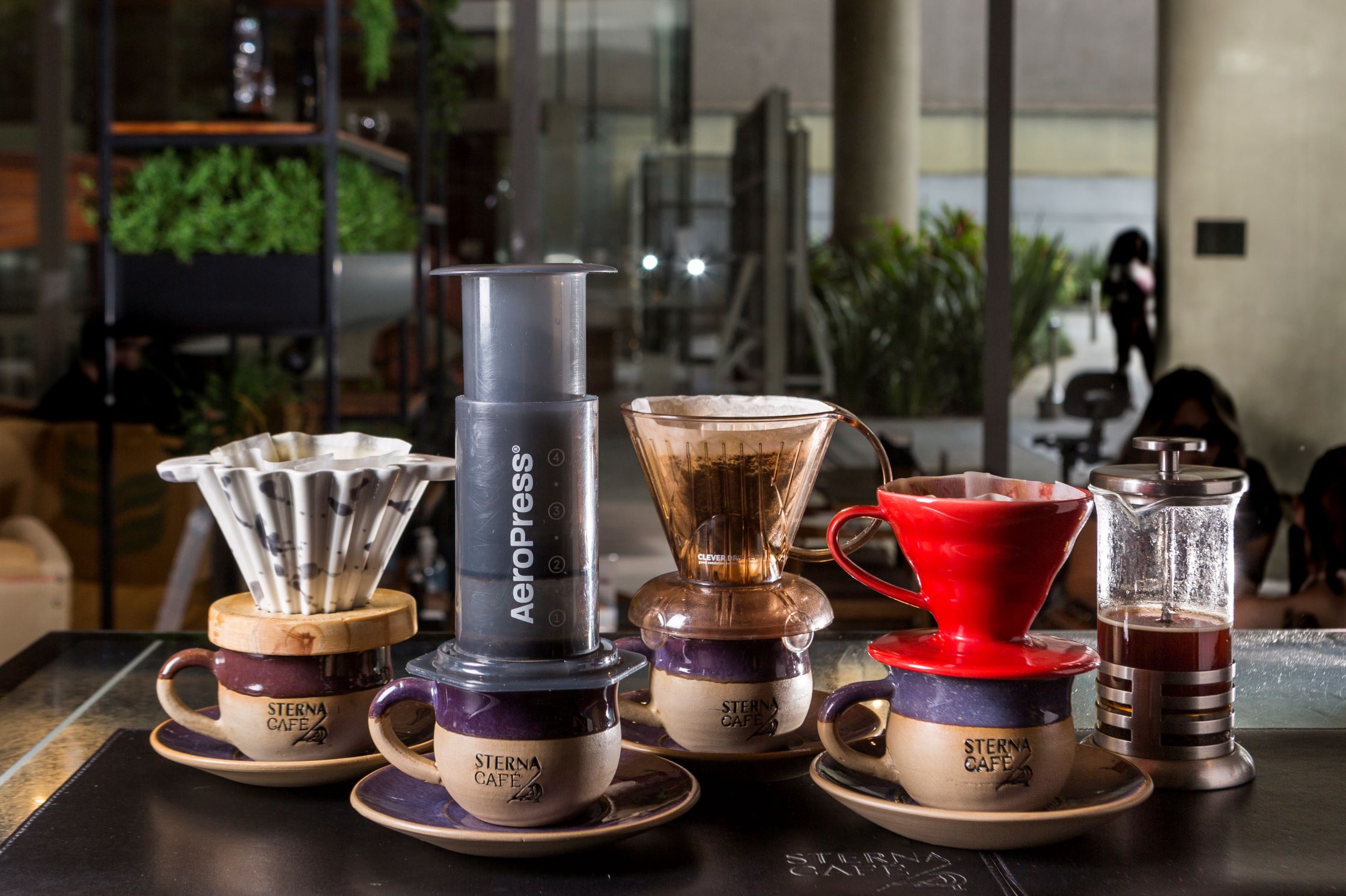 Métodos de preparo de café especial destacam diferentes aromas, sabores e texturas da bebida.